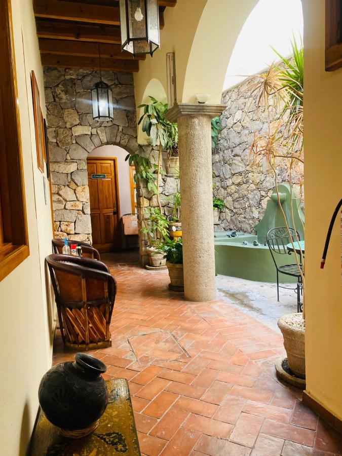 Hotel Antigua Casa De Piedra San Miguel de Allende Bagian luar foto