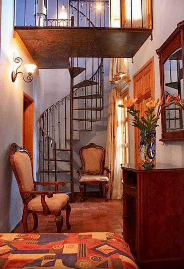 Hotel Antigua Casa De Piedra San Miguel de Allende Bagian luar foto